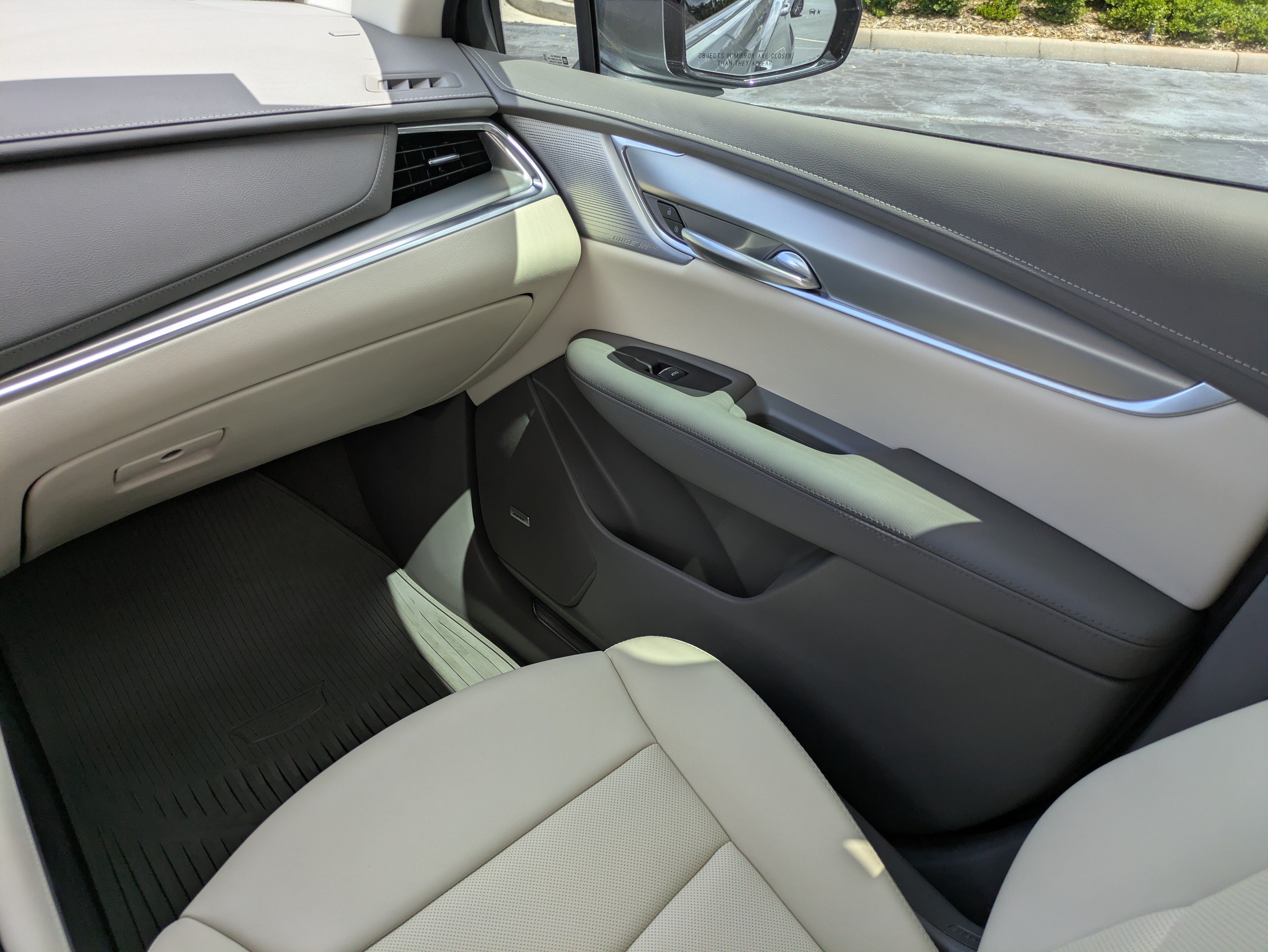 Used 2024 Cadillac XT5 Premium Luxury w/ Technology Package FWD image 15