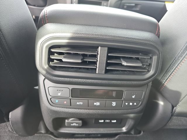 New 2026 Honda Ridgeline Black Edition image 13