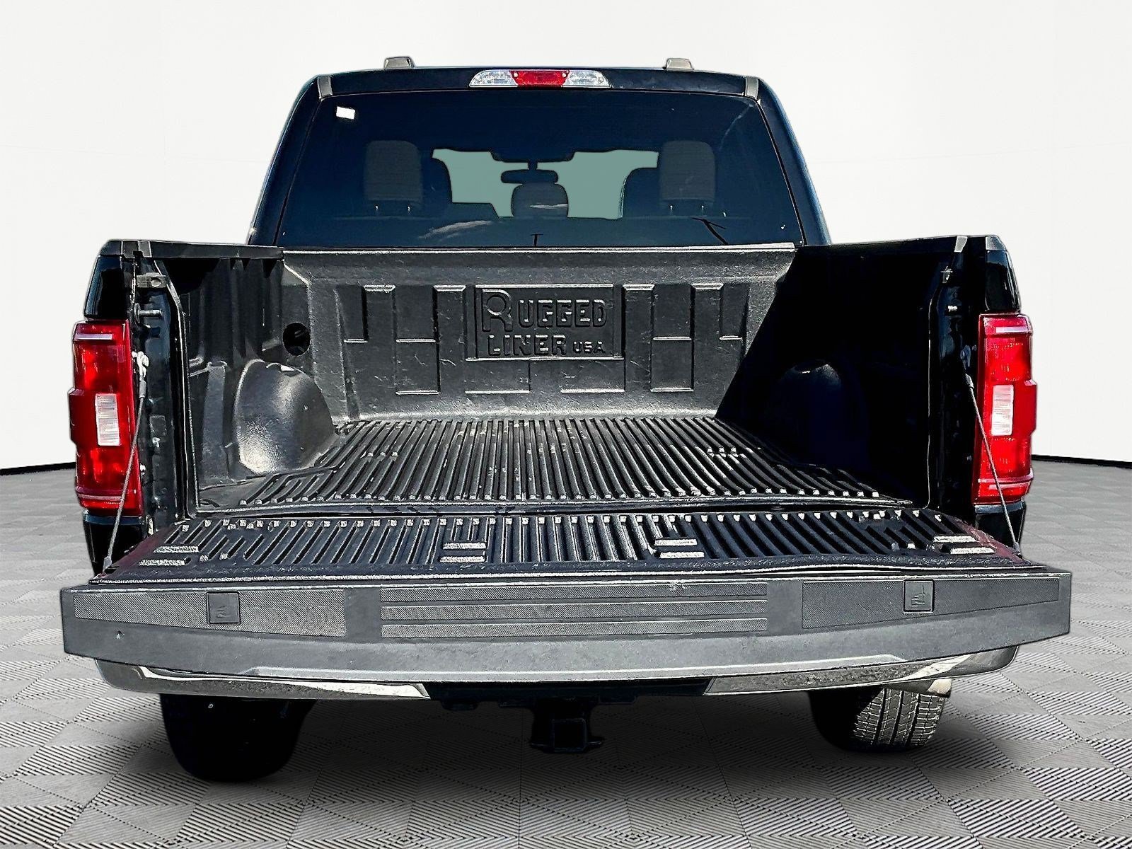 Used 2023 Ford F150 XLT AWD/4WD image 7