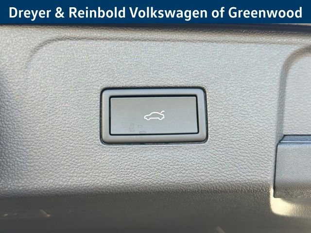 New 2026 Volkswagen Atlas SEL Premium R-Line image 32