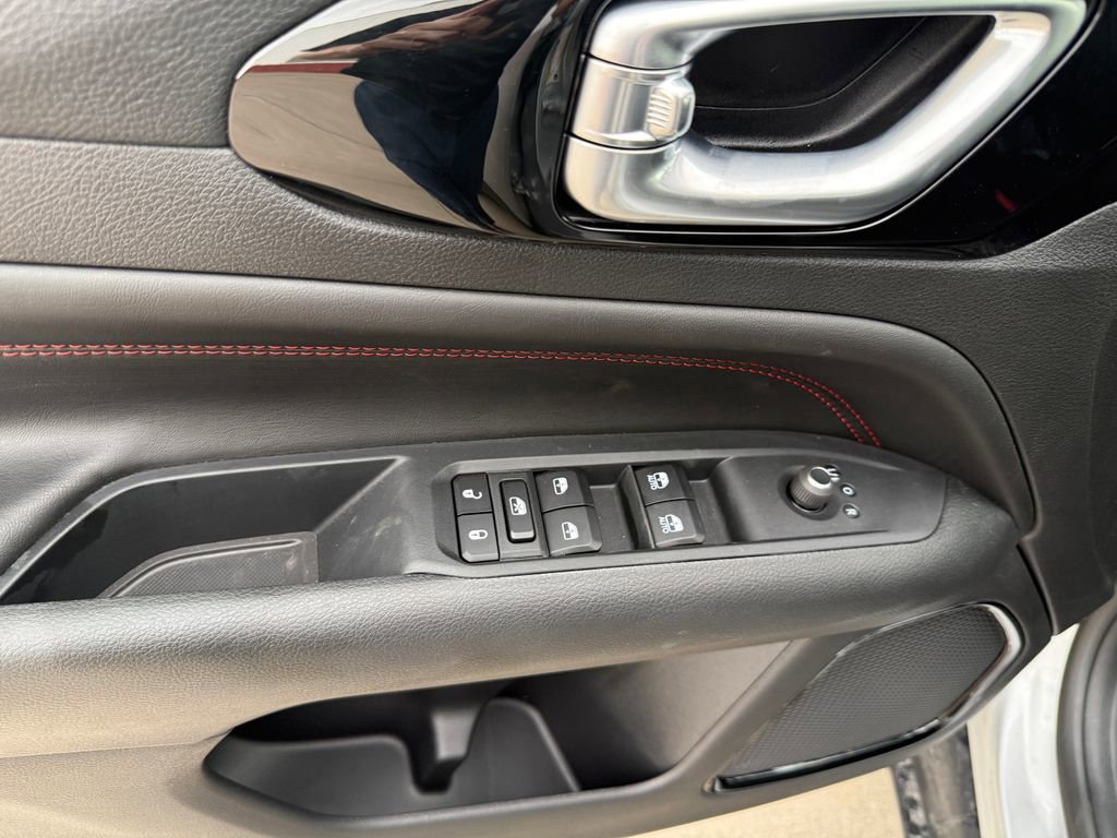 New 2026 Jeep Compass Trailhawk image 22