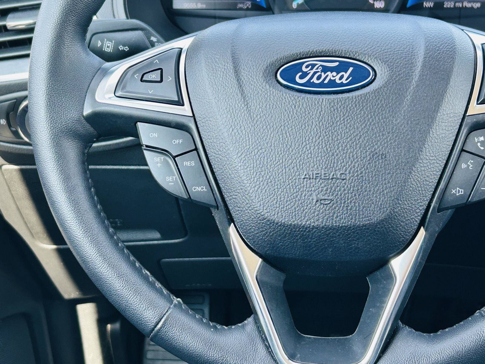 Used 2024 Ford Edge SEL w/ Convenience Package AWD/4WD image 18