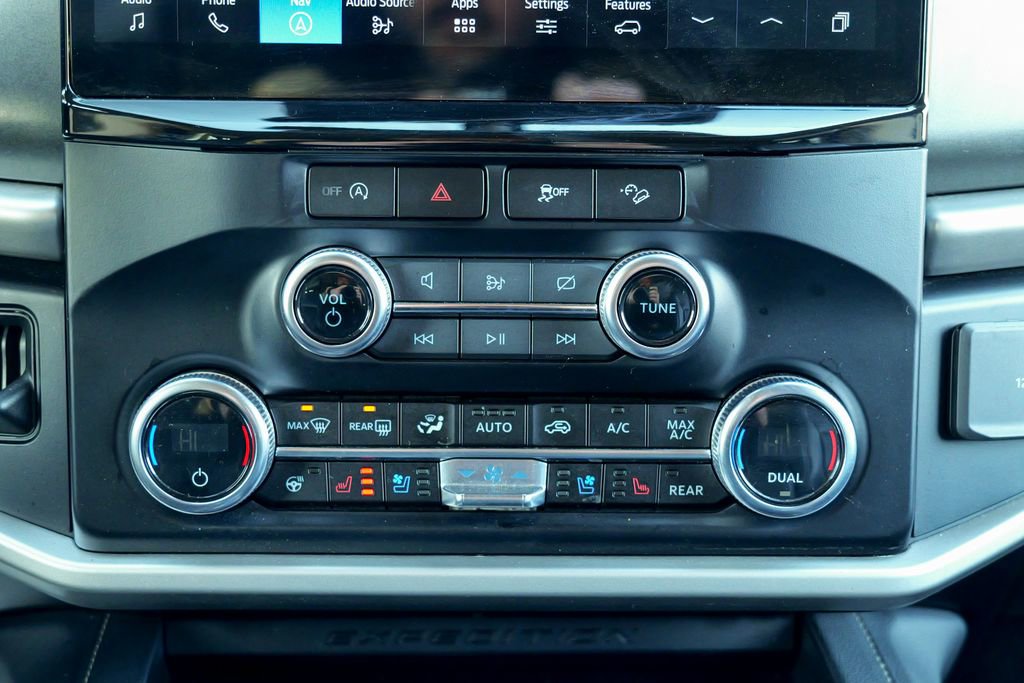 Used 2024 Ford Expedition XLT image 46