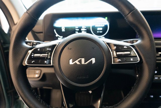 Used 2024 Kia Seltos SX w/ SX Sunroof Package image 21