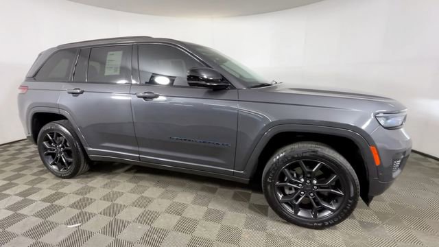 Used 2024 Jeep Grand Cherokee Limited 4xe AWD/4WD image 2