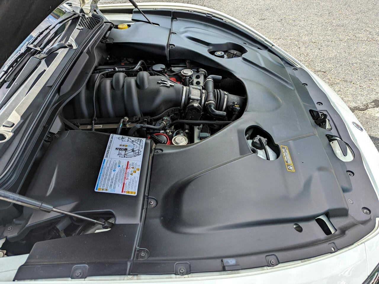 Used 2013 Maserati GranTurismo Convertible RWD image 38