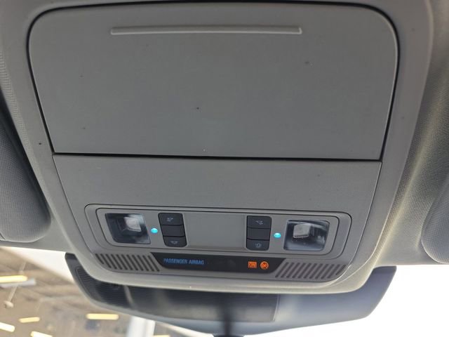 Used 2023 Ford Explorer XLT w/ Equipment Group 202A image 5