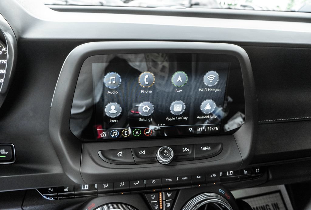 Used 2019 Chevrolet Camaro SS RWD image 11