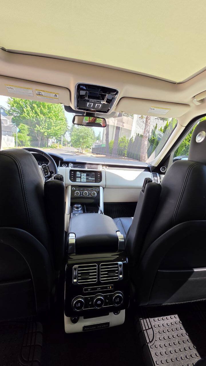 Used 2014 Land Rover Range Rover Supercharged AWD/4WD image 14