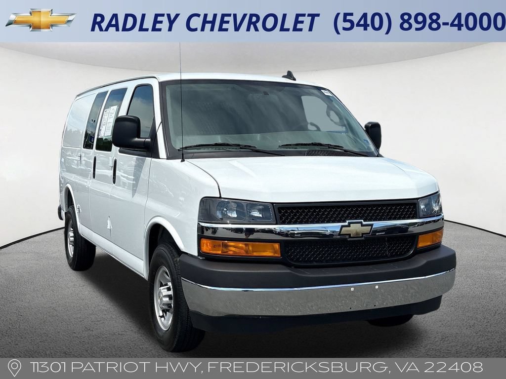 Certified 2025 Chevrolet Express 2500 w/ Driver Convenience Package RWD image 15