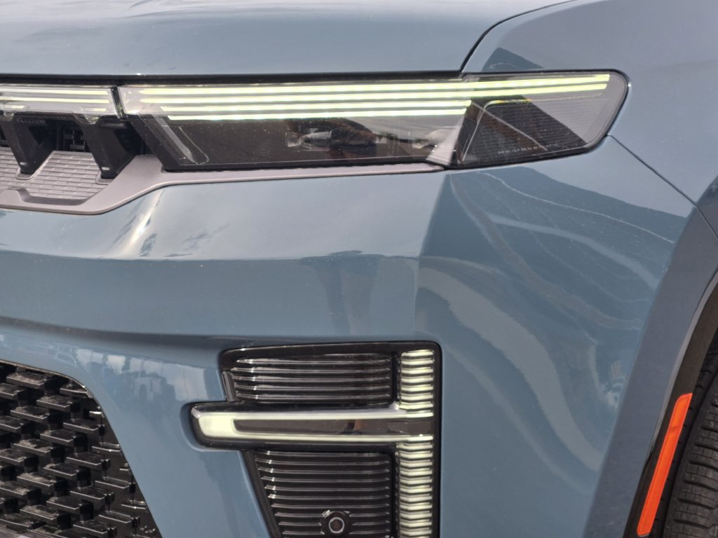 New 2026 Jeep Grand Wagoneer L Summit AWD/4WD image 9
