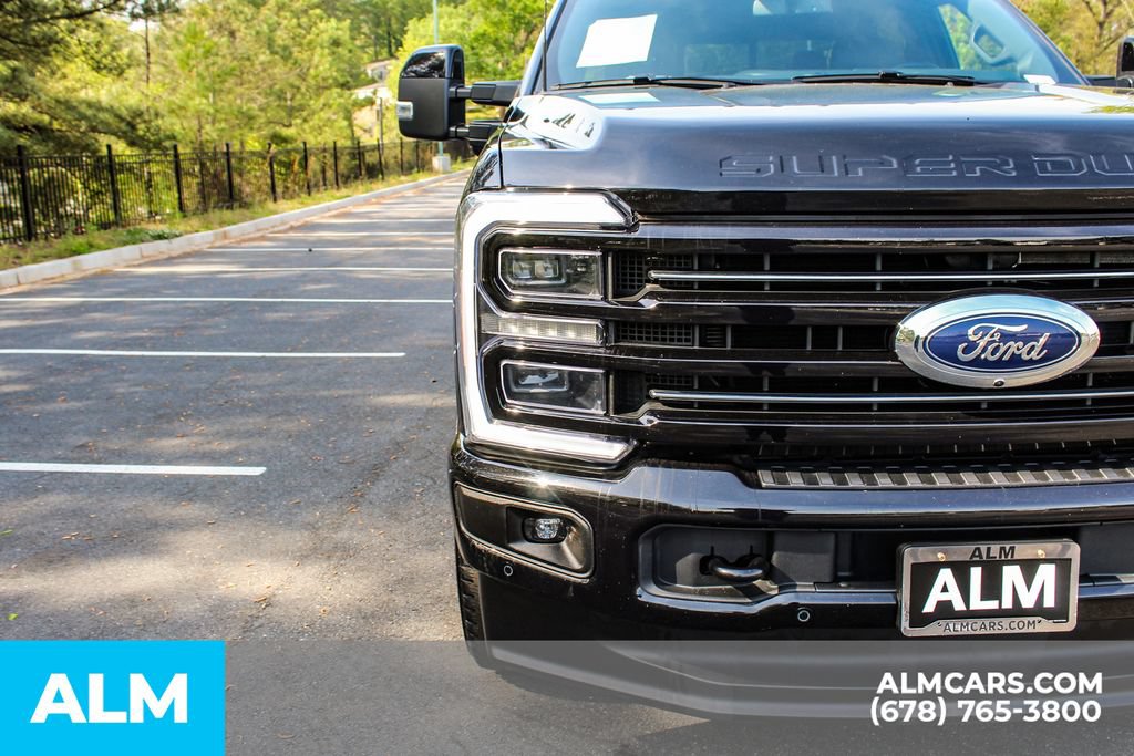 Used 2025 Ford F350 Platinum AWD/4WD image 11