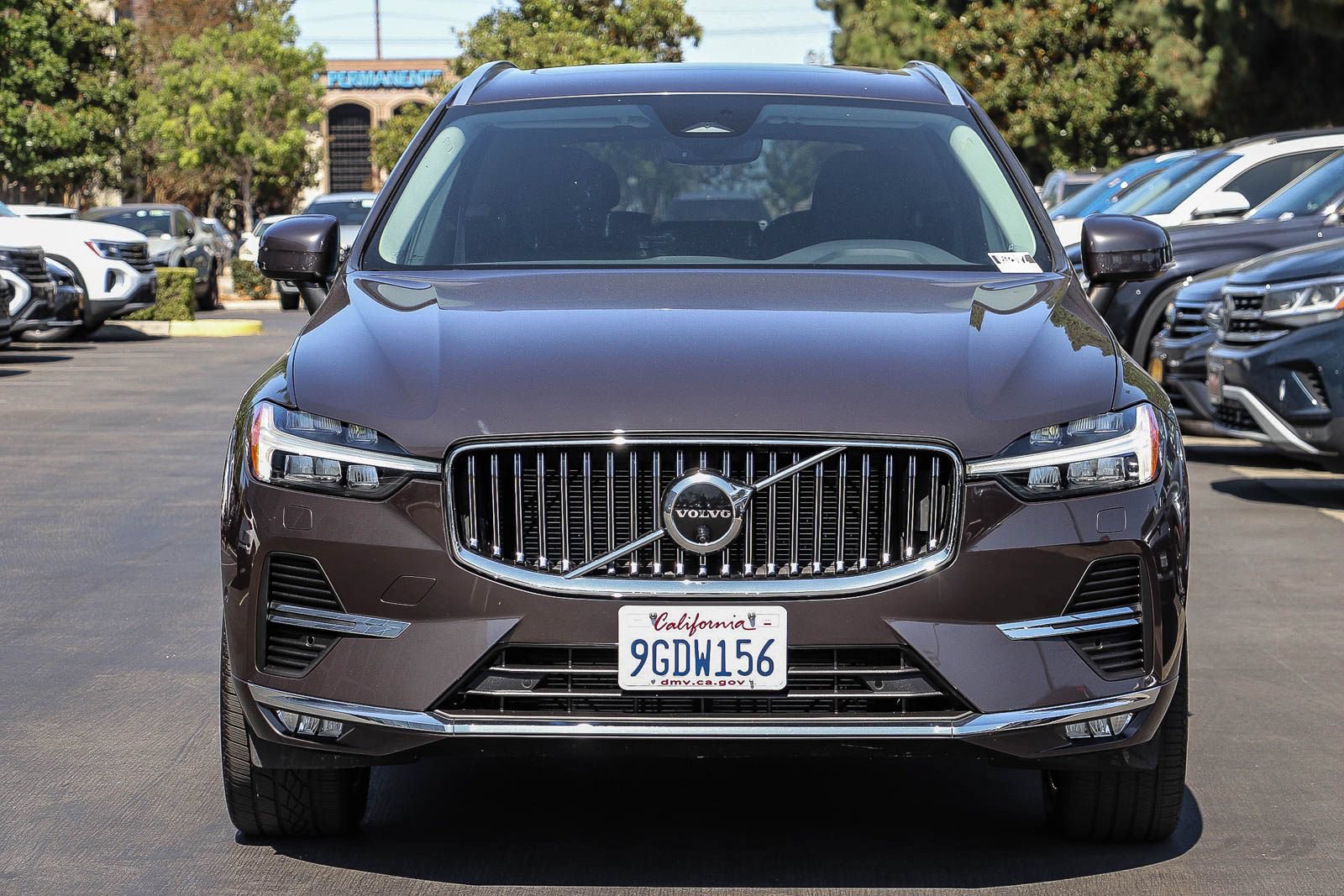 Used 2023 Volvo XC60 B5 Plus AWD/4WD image 2