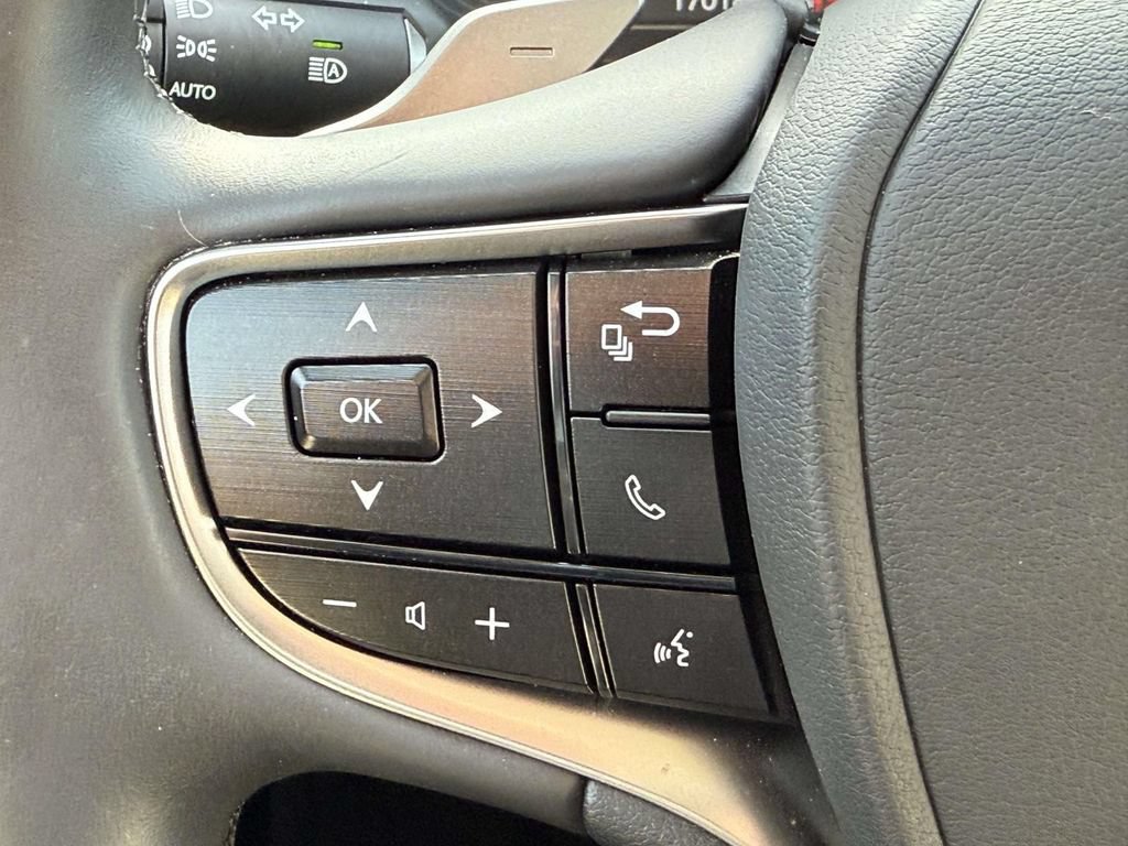 Used 2023 Lexus ES 350 w/ Premium Package FWD image 22