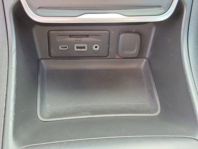 Used 2020 GMC Terrain SLT w/ Preferred Package image 31