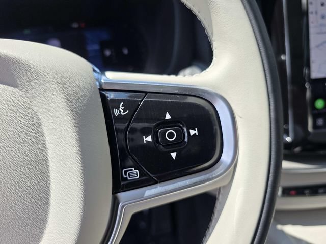Used 2024 Volvo XC60 B5 Plus w/ Protection Package Premier AWD/4WD image 18