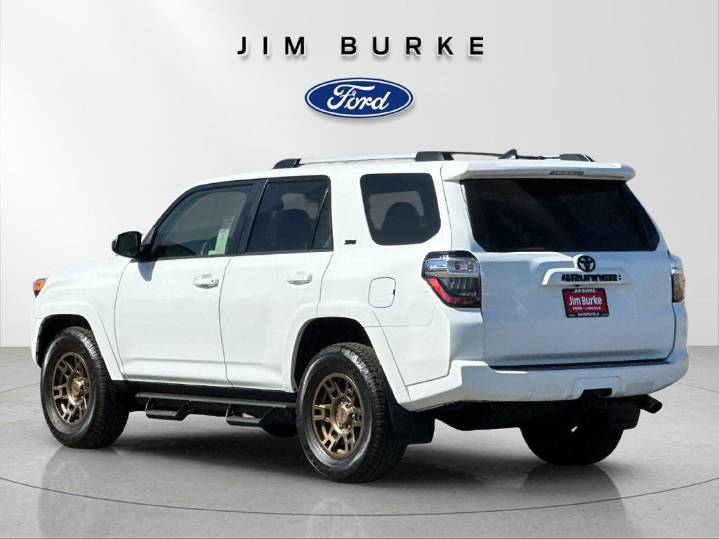Used 2024 Toyota 4Runner SR5 RWD image 3