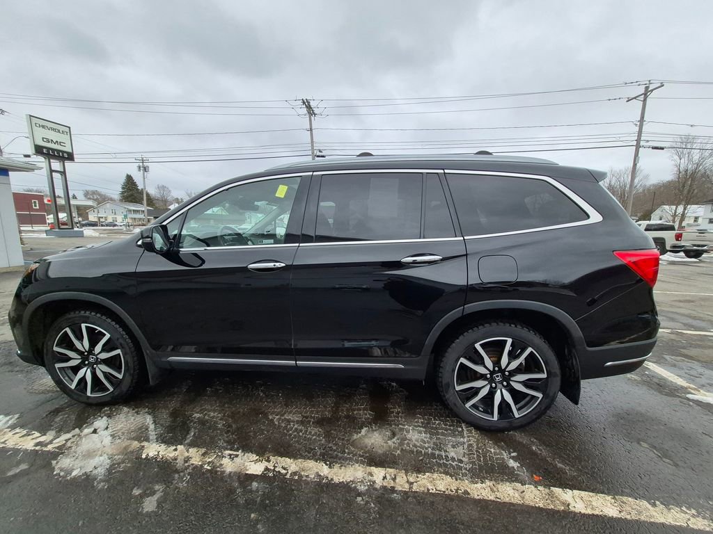 Used 2021 Honda Pilot Touring image 9