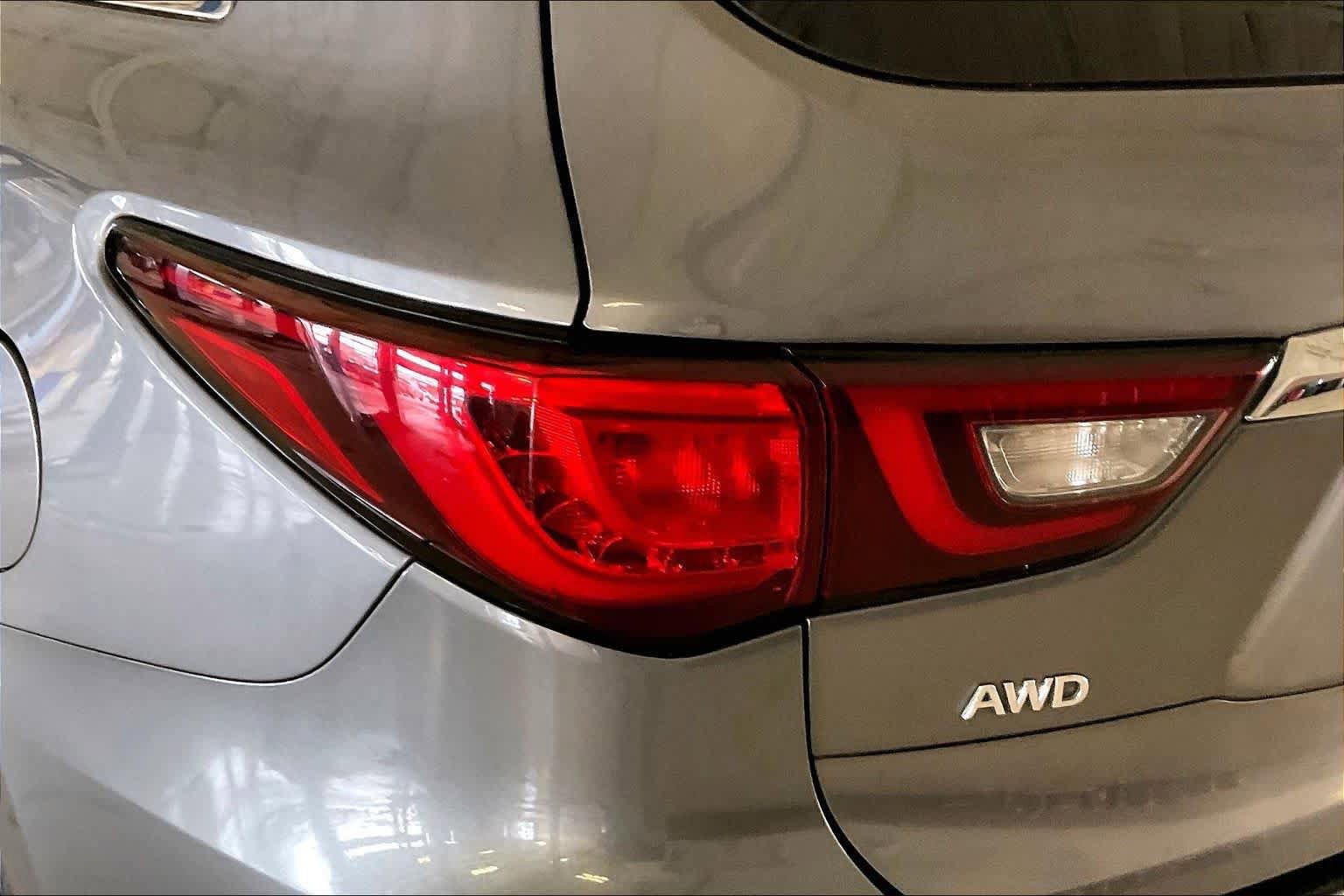 Used 2020 INFINITI QX60 Pure AWD/4WD image 25