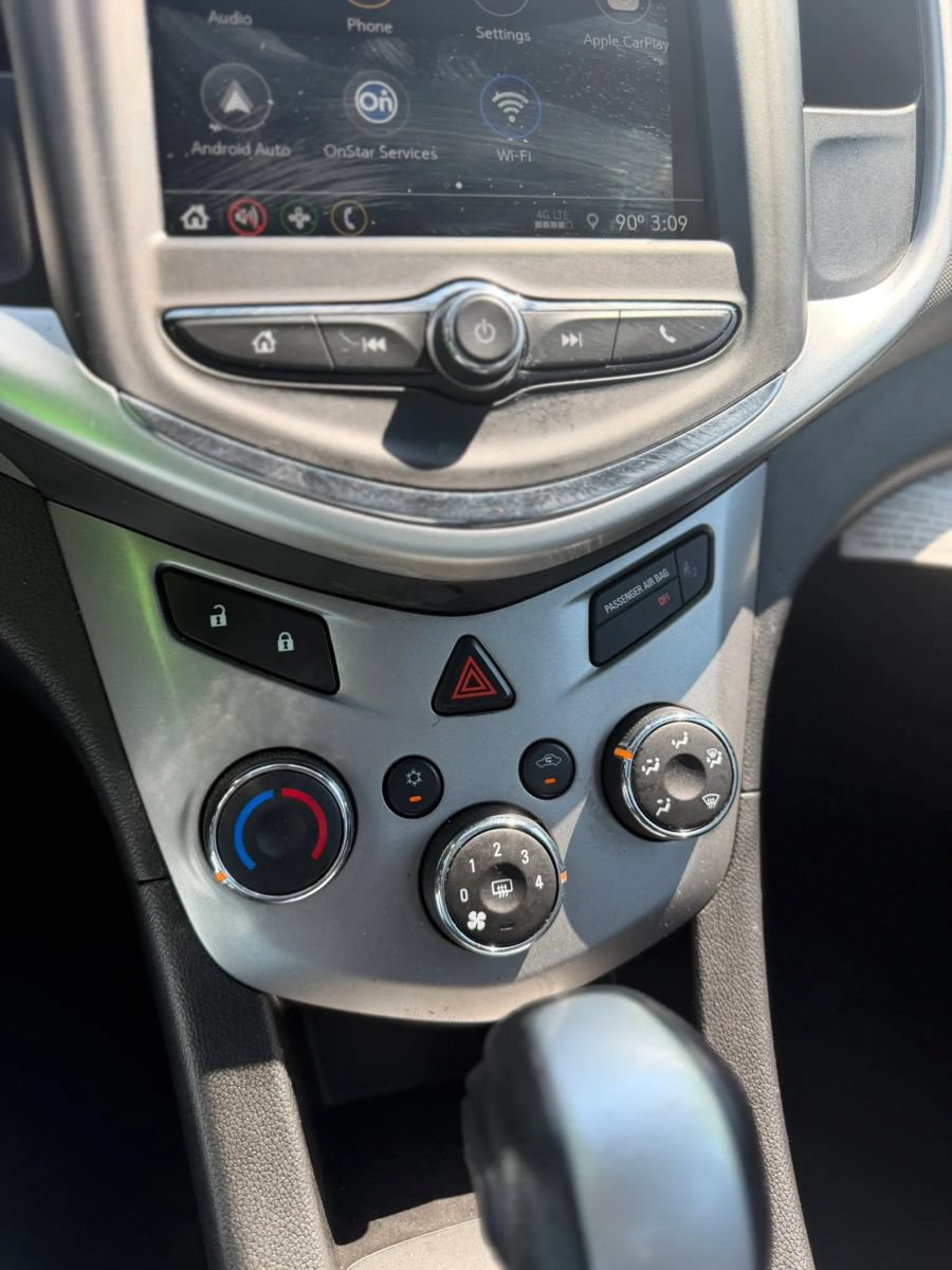 Used 2019 Chevrolet Sonic LT FWD image 23