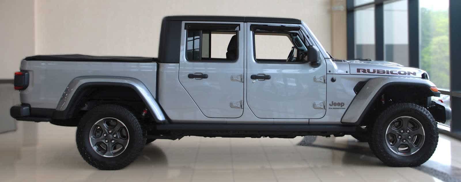 Used 2020 Jeep Gladiator Rubicon AWD/4WD image 12