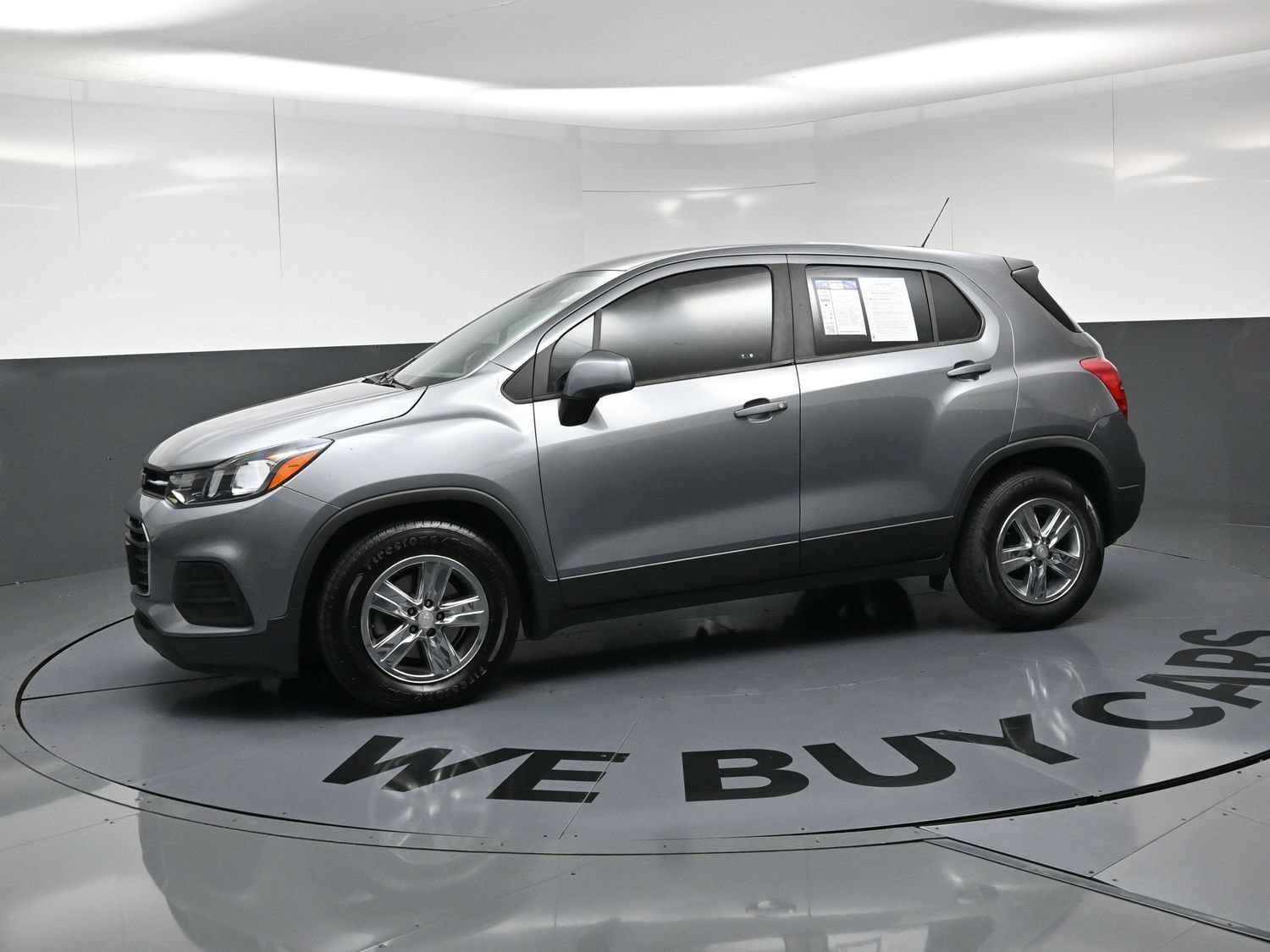 Used 2020 Chevrolet Trax LS FWD image 6