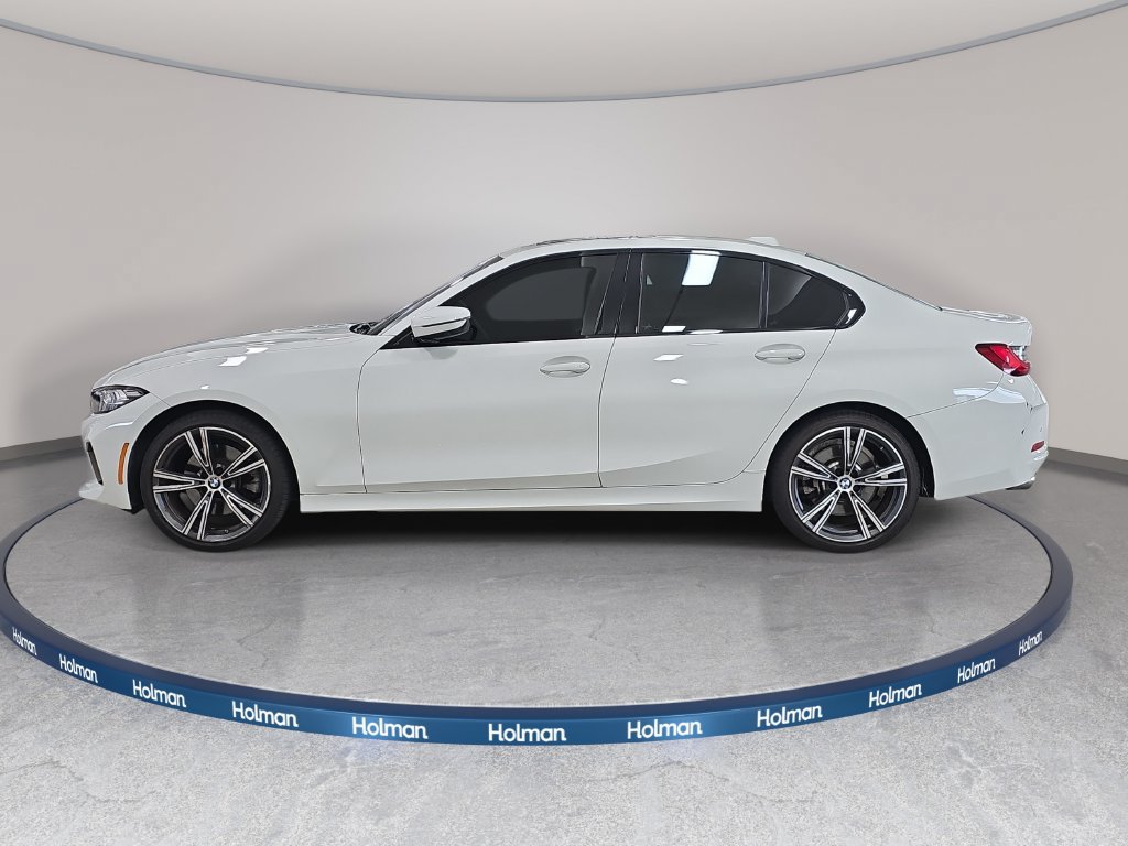 Used 2023 BMW 330i Sedan w/ Driving Assistance Package RWD image 9