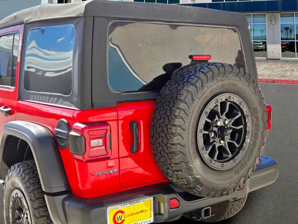 Used 2023 Jeep Wrangler Unlimited Rubicon 4xe AWD/4WD image 5