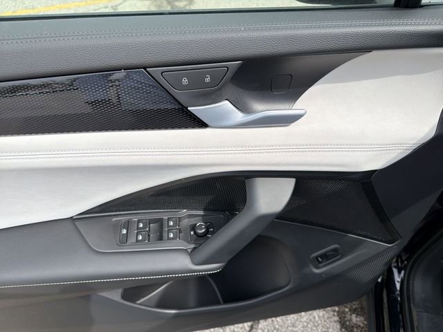 New 2026 Volkswagen Tiguan SE AWD/4WD image 14