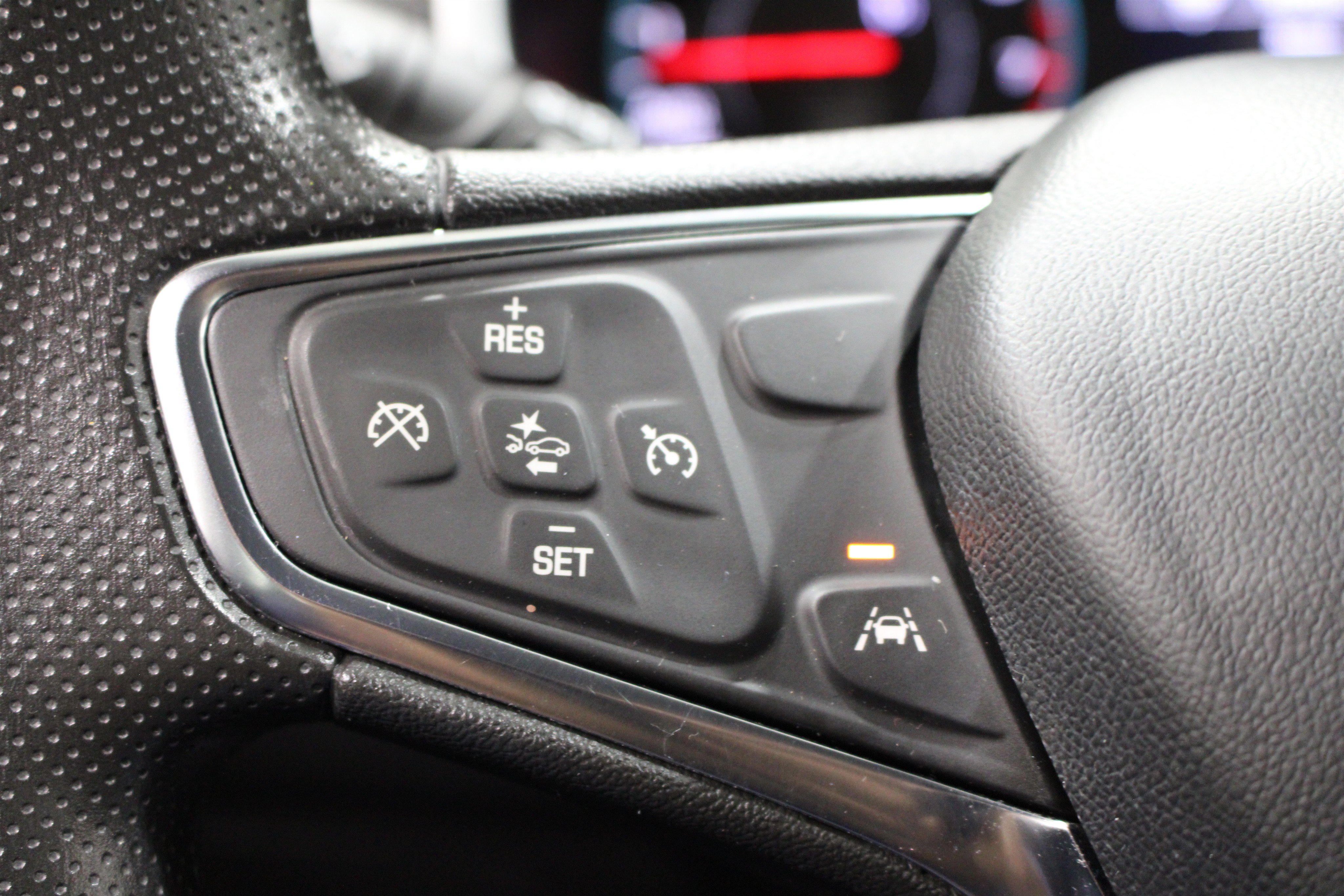 Used 2023 Chevrolet Malibu LS FWD image 12