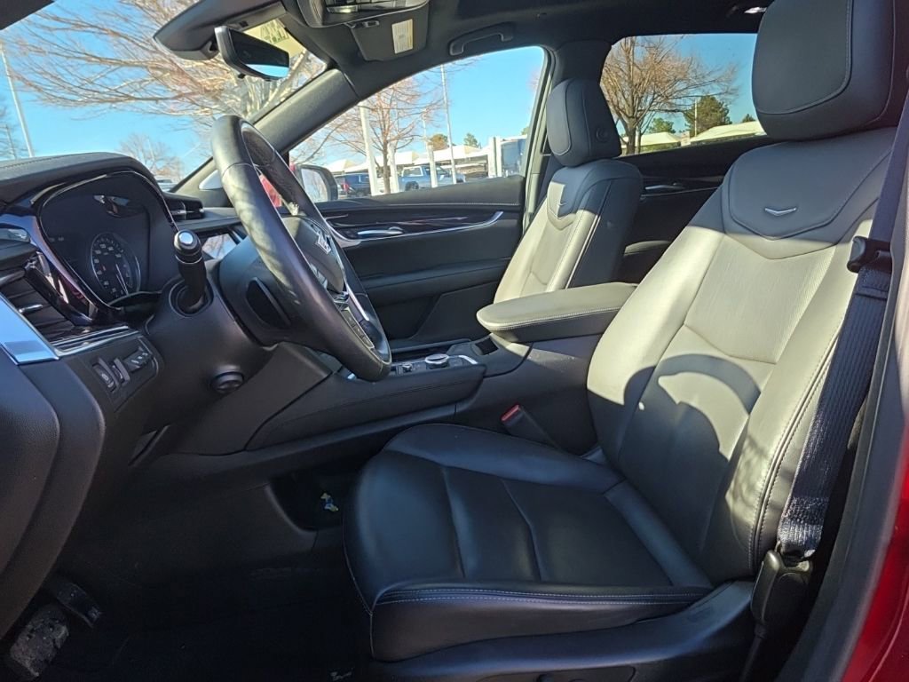 Certified 2023 Cadillac XT5 Premium Luxury w/ Technology Package image 12