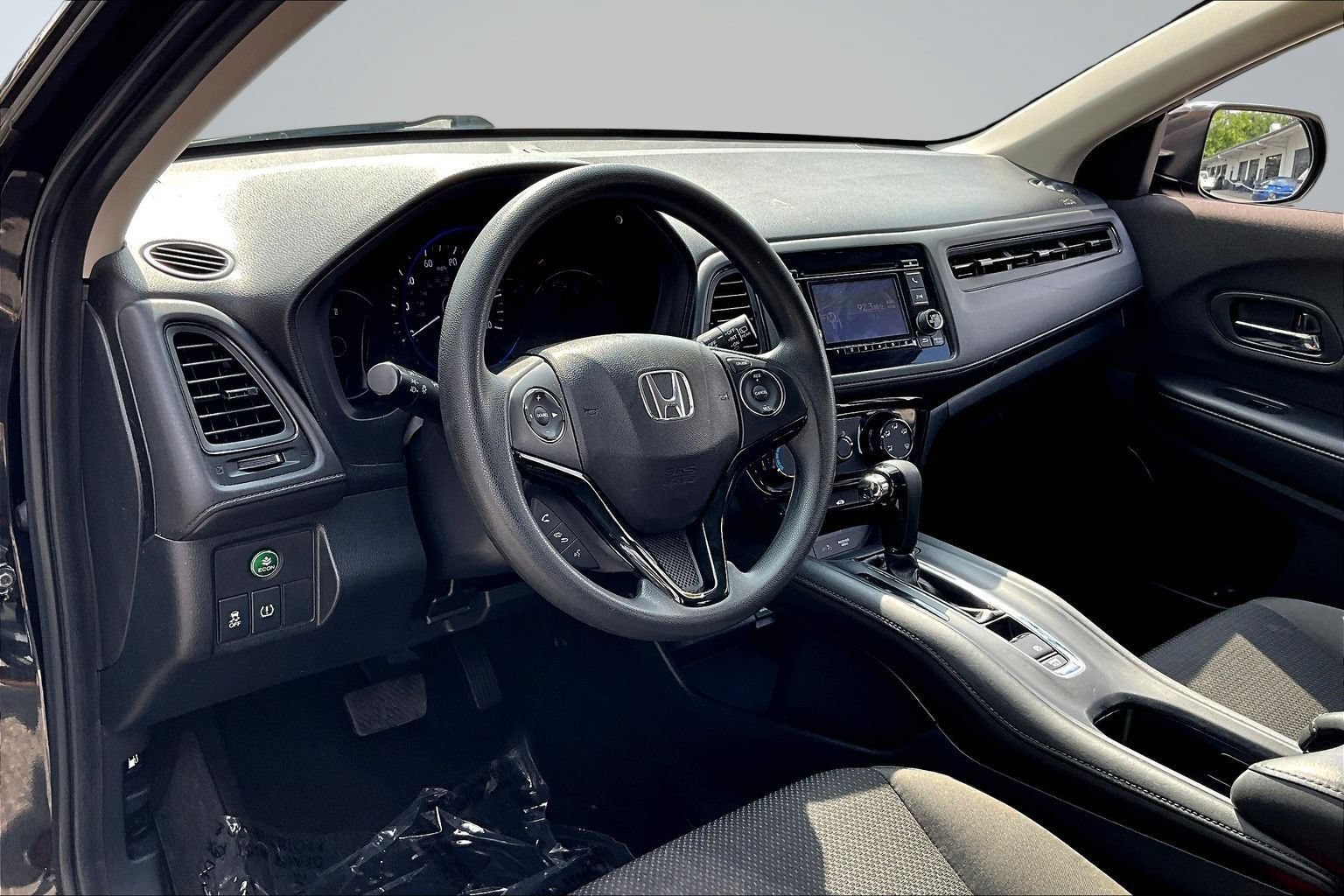 Used 2020 Honda HR-V LX image 13