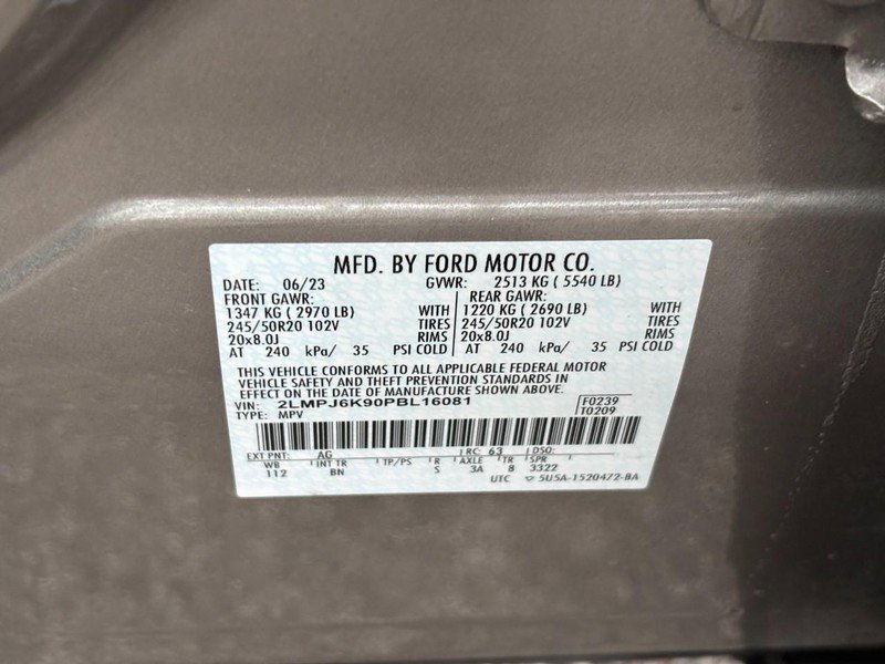 Certified 2023 Lincoln Nautilus Reserve image 25