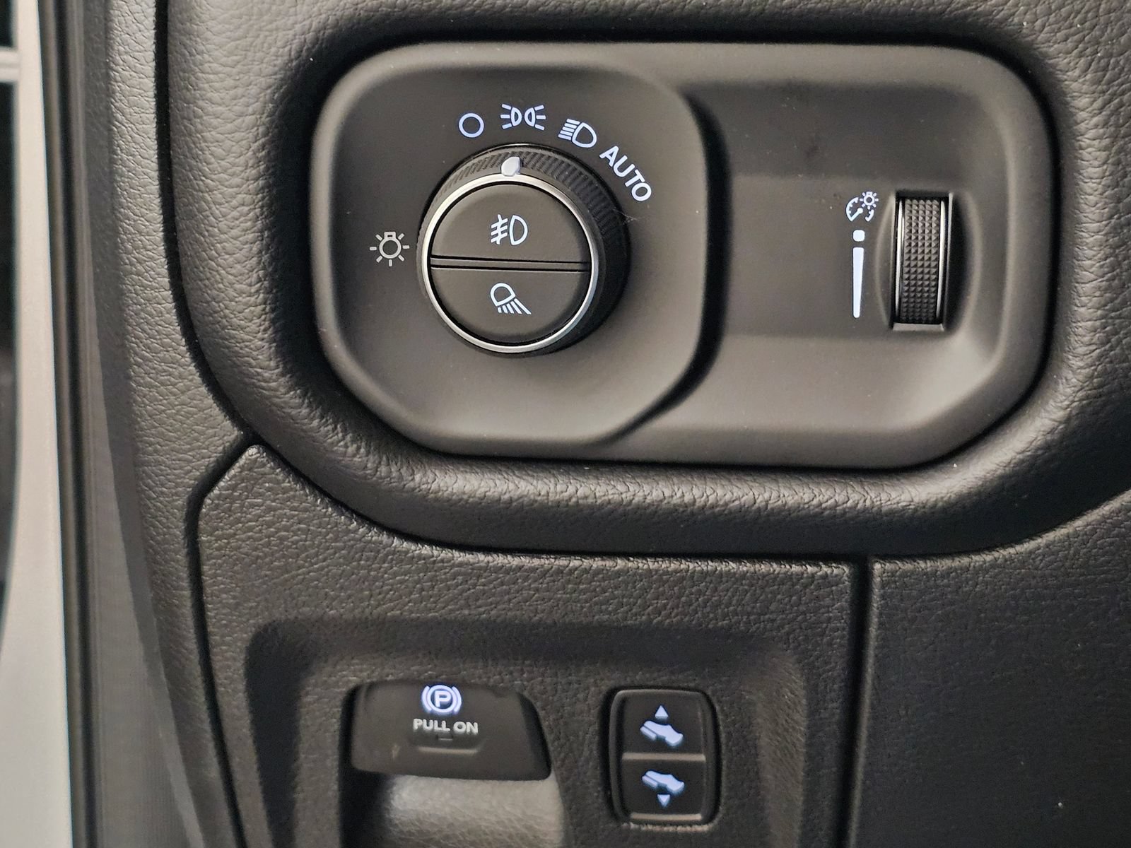 New 2026 RAM 1500 Big Horn w/ Night Edition AWD/4WD image 13
