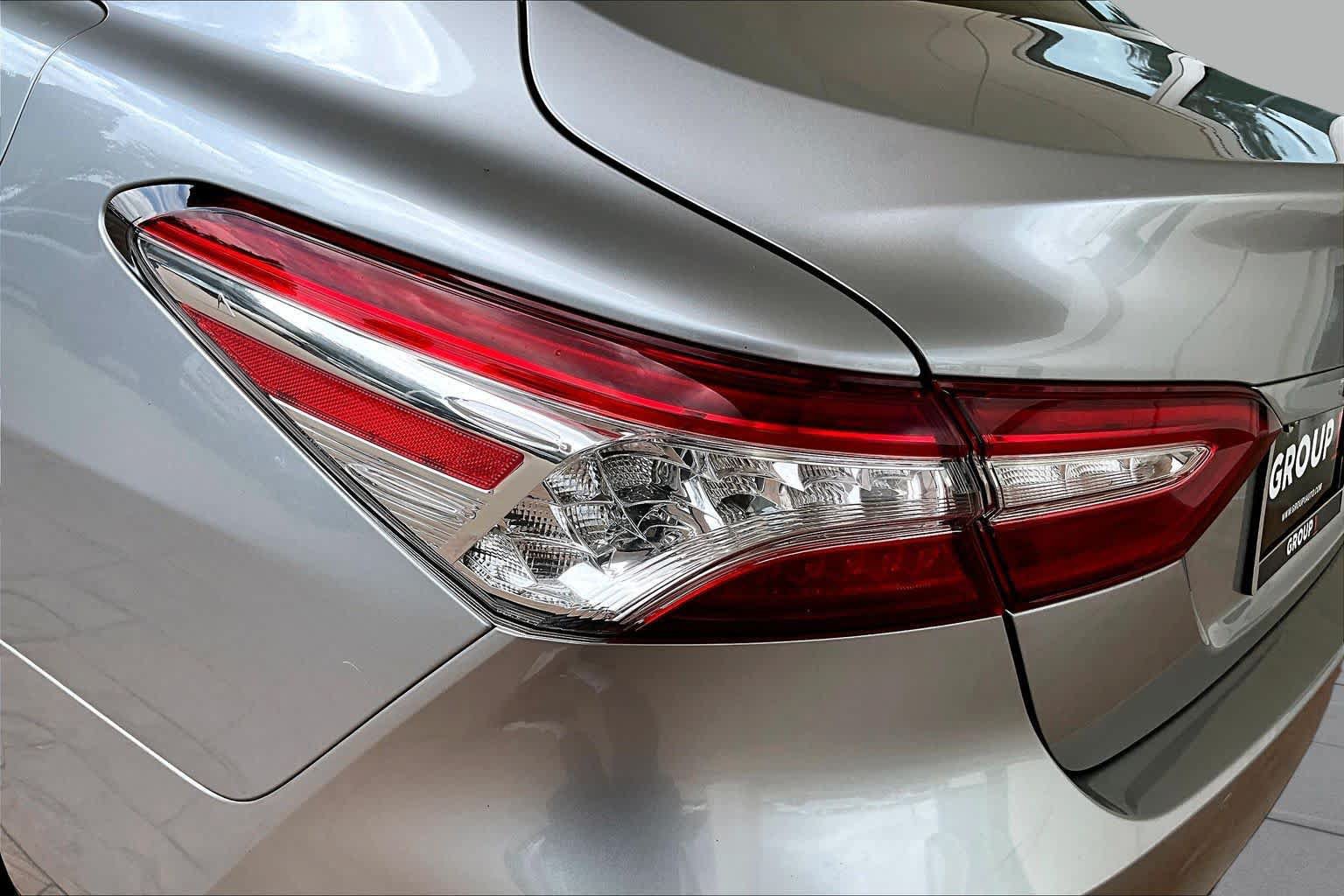 Used 2018 Toyota Camry XLE w/ Driver Assist Package FWD image 27
