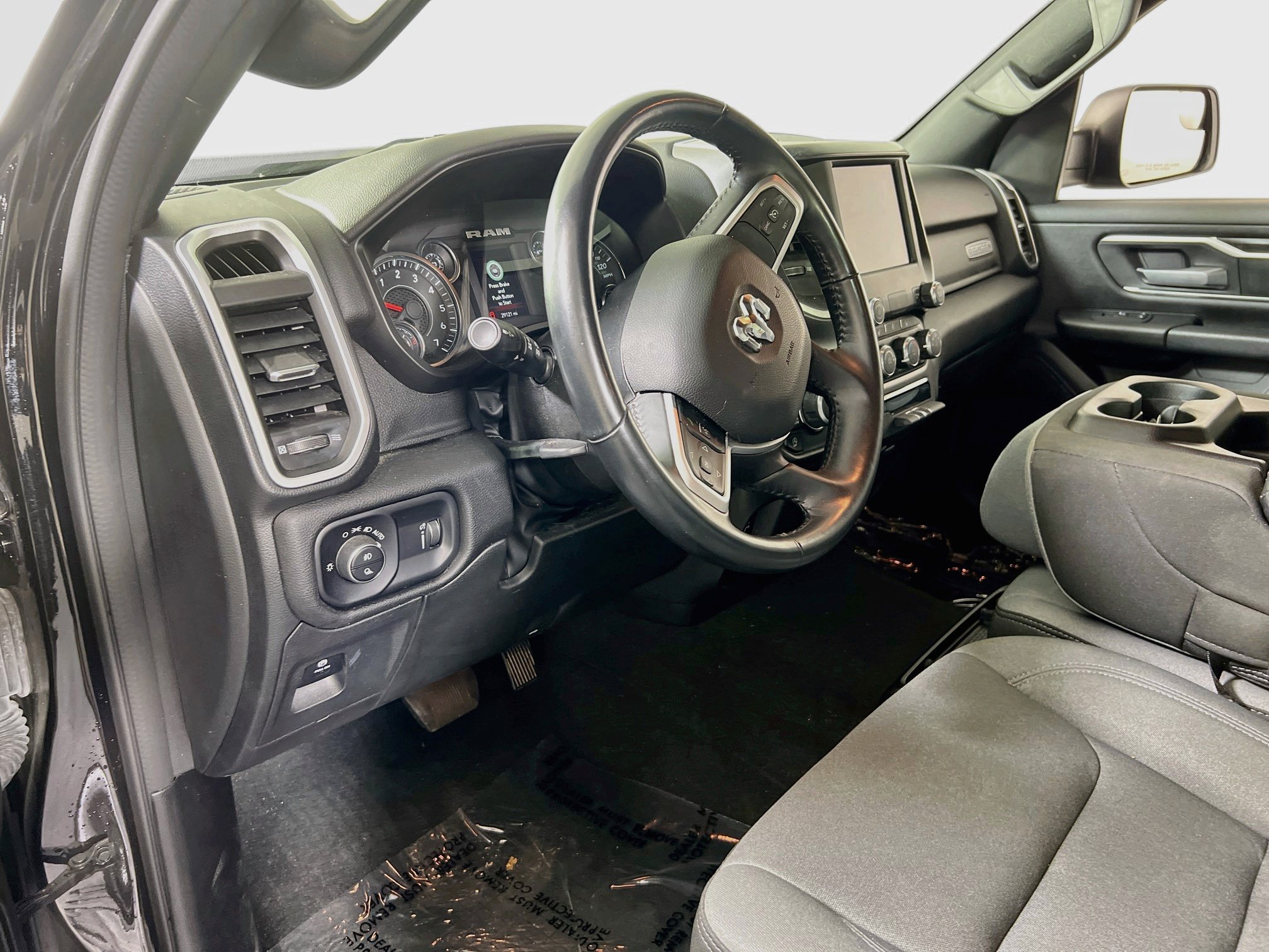 Used 2023 RAM 1500 Big Horn AWD/4WD image 9