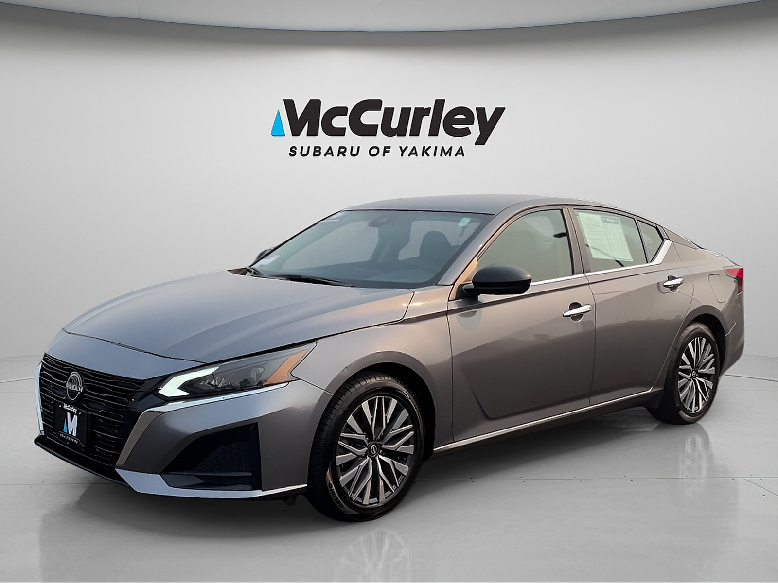 Used 2024 Nissan Altima 2.5 SV