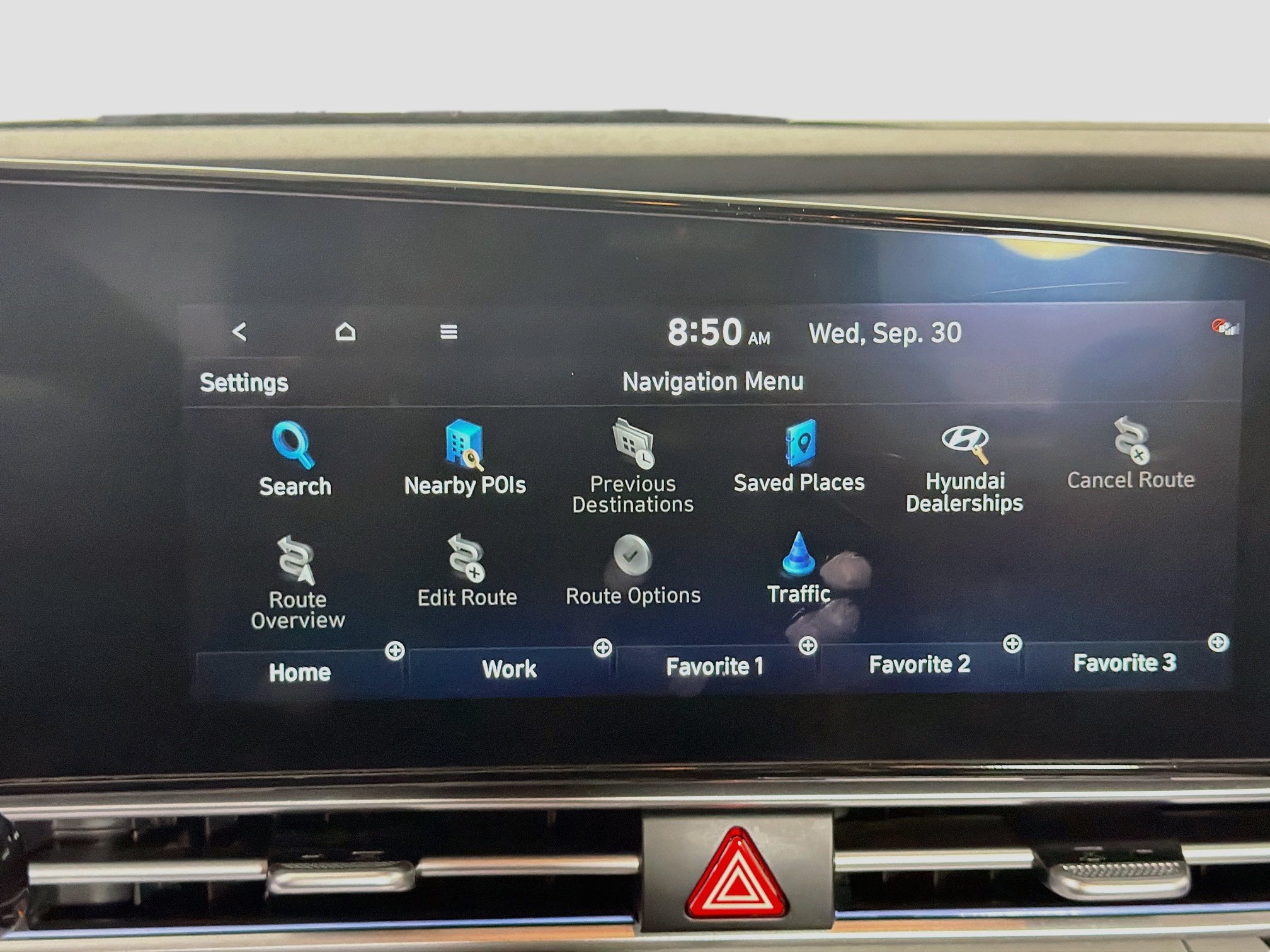Used 2025 Hyundai Elantra Limited FWD image 21