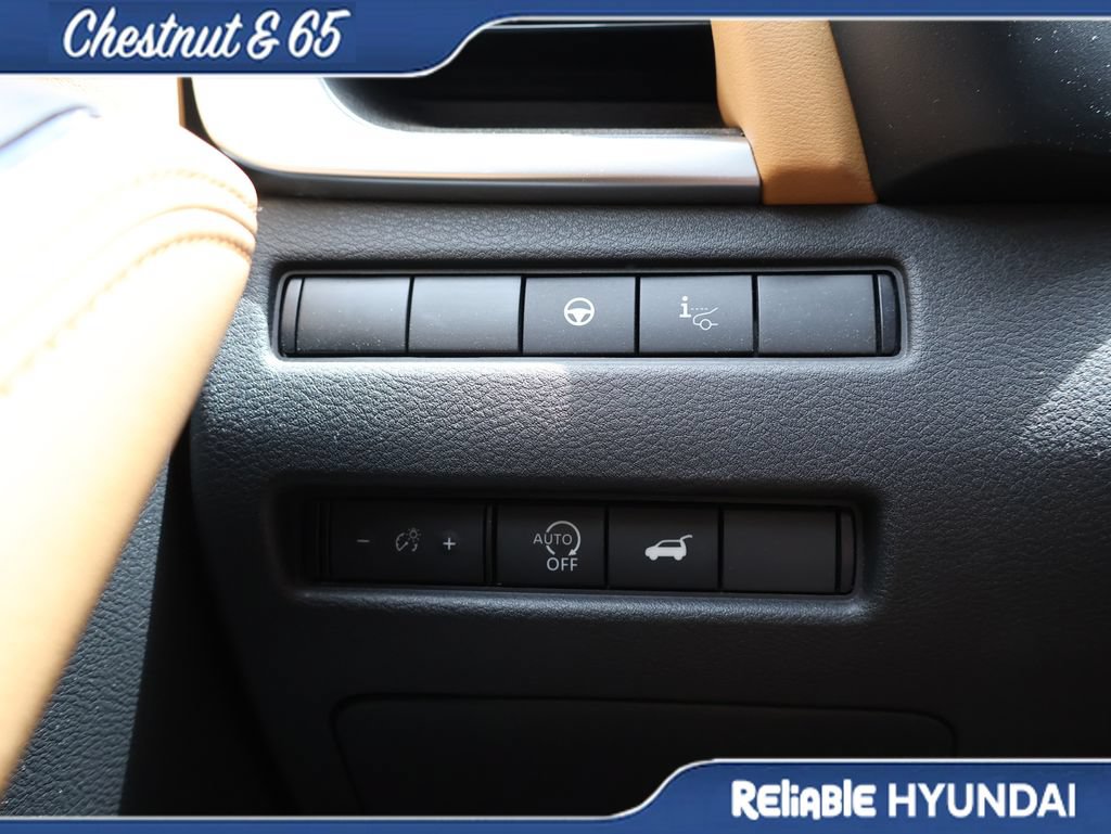 Used 2023 Nissan Rogue Platinum w/ Platinum Premium Package AWD/4WD image 34