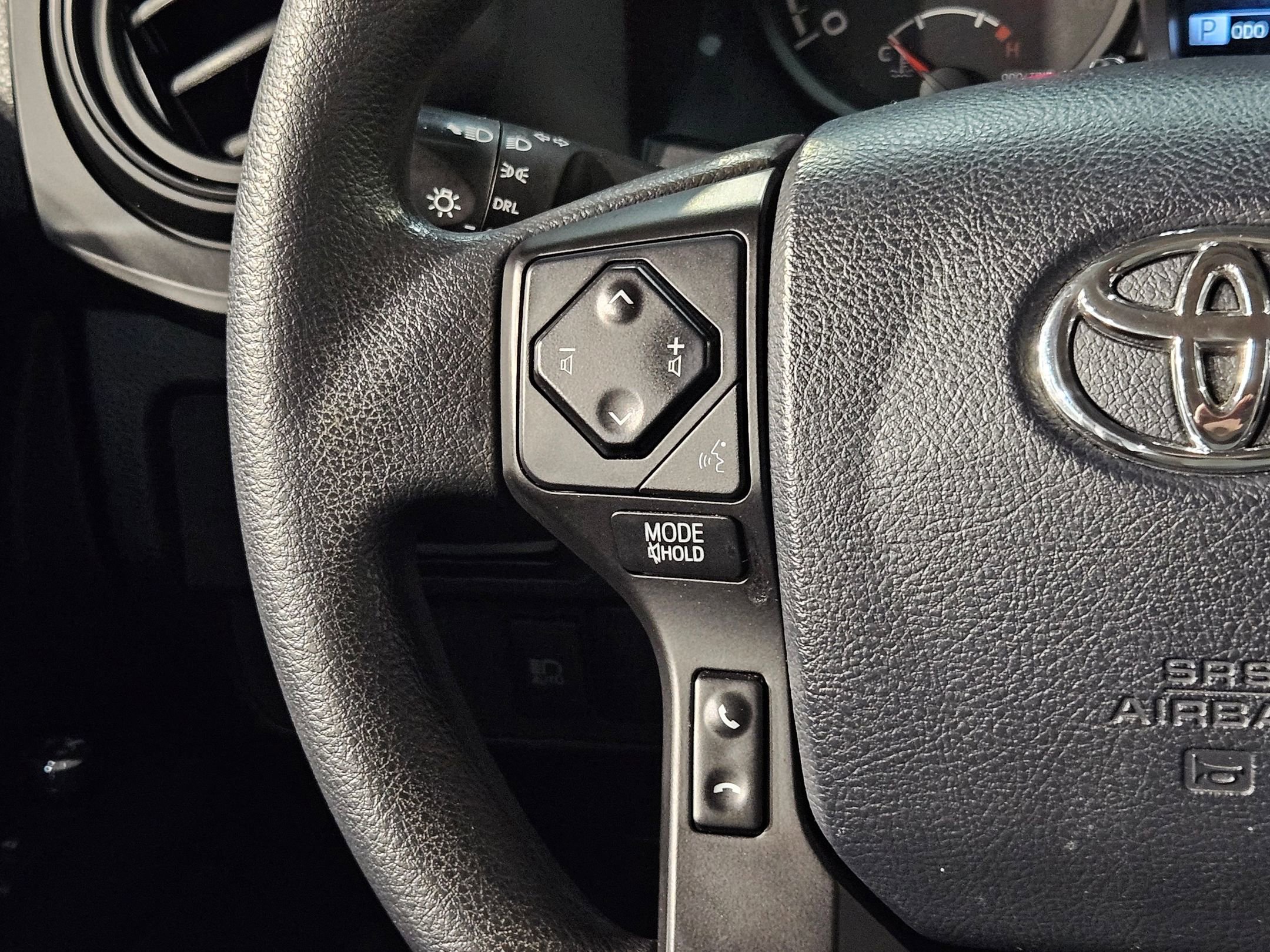 Used 2018 Toyota Tacoma SR w/ SR Convenience Package RWD image 26