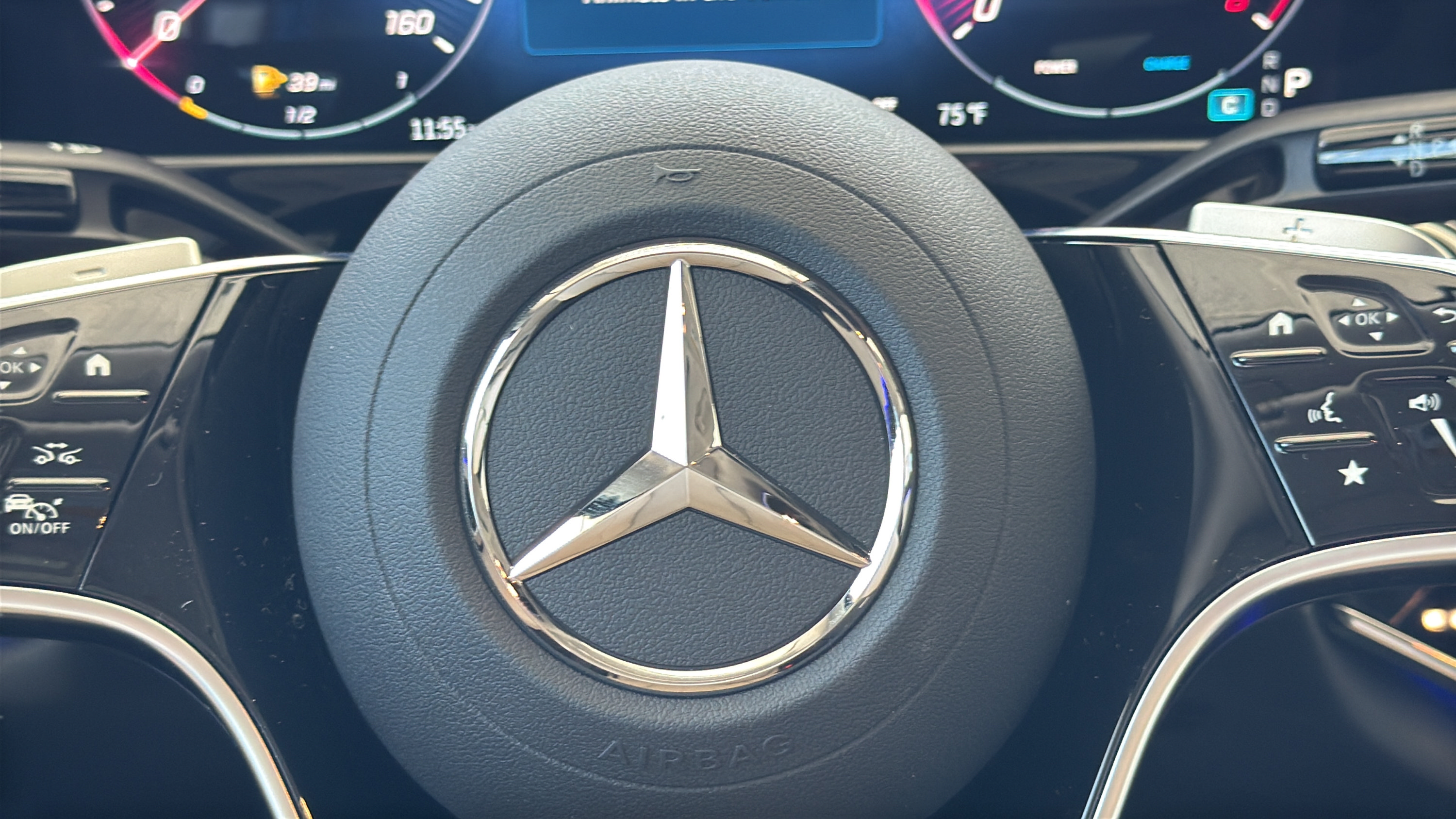 New 2026 Mercedes-Benz E 450 4MATIC Sedan image 33