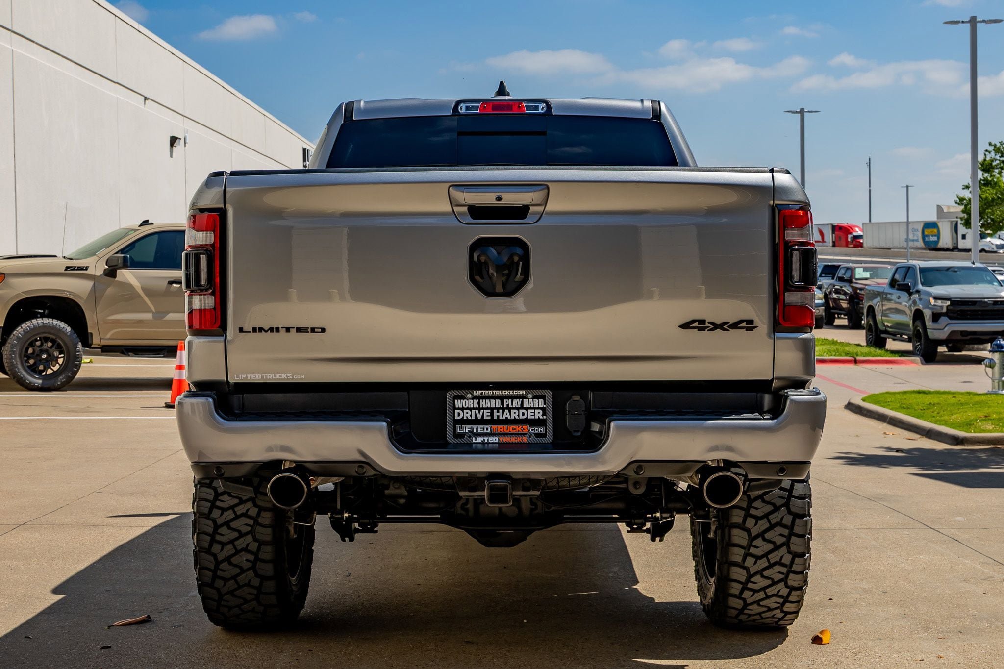 Used 2022 RAM 1500 Limited w/ Night Edition AWD/4WD image 8
