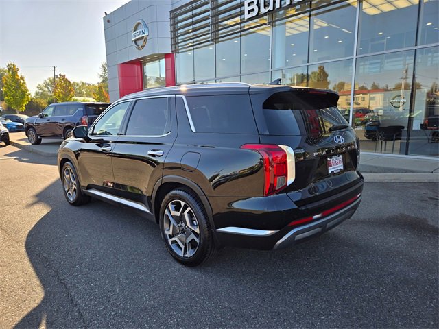 Used 2023 Hyundai Palisade Limited w/ Cargo Package image 9