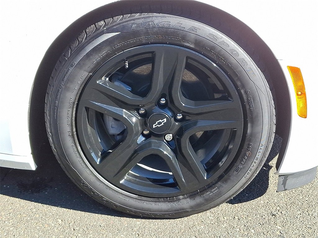 Used 2024 Chevrolet Camaro LT image 8