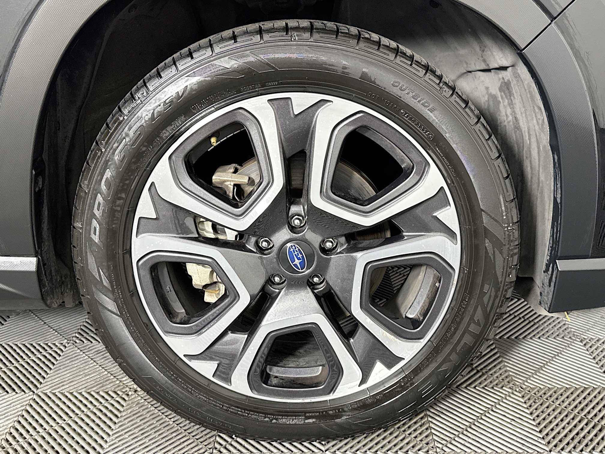 Used 2024 Subaru Ascent Limited AWD/4WD image 31