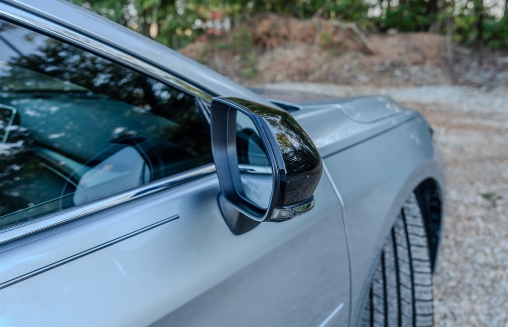 Used 2019 Toyota Avalon Touring w/ Advanced Safety Package FWD image 12
