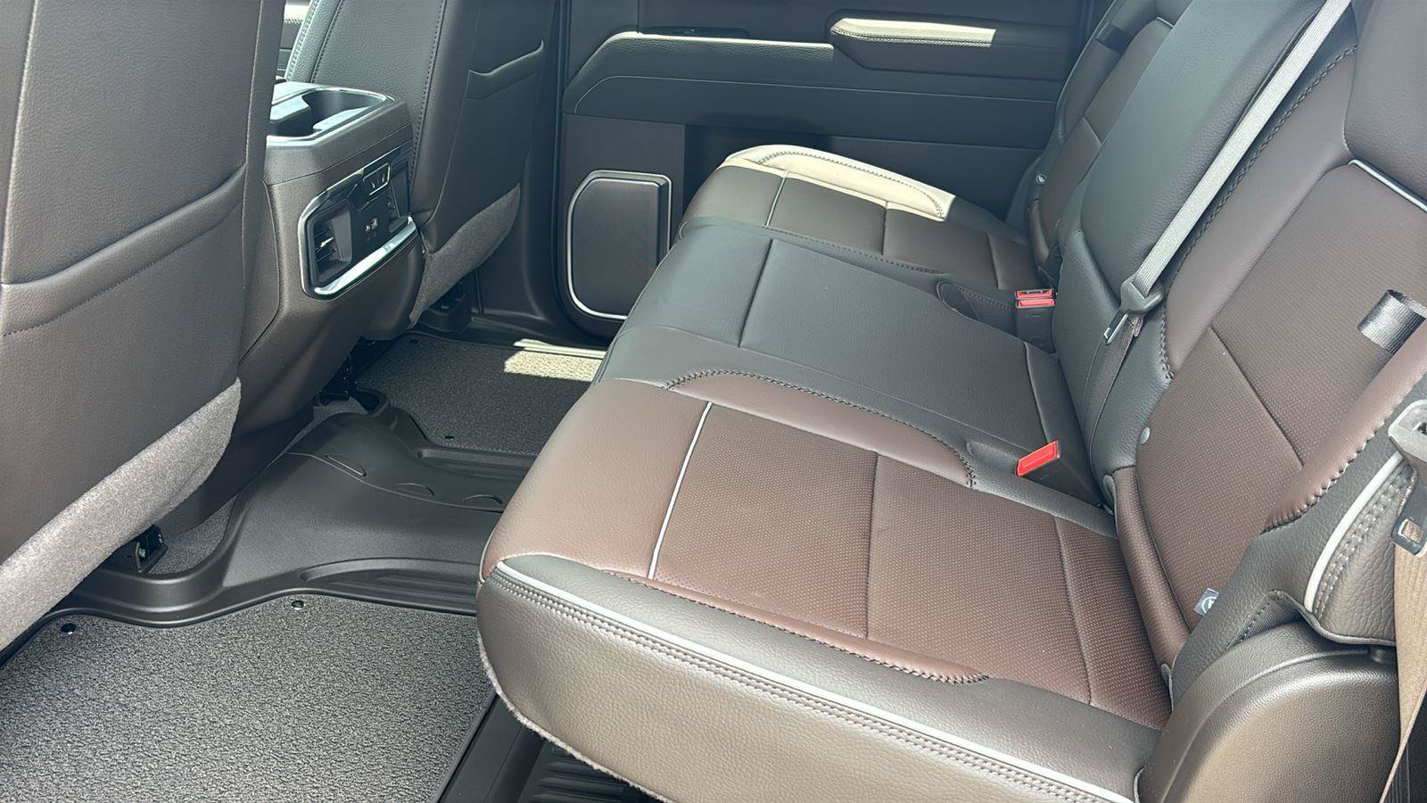 New 2026 GMC Sierra 1500 Denali AWD/4WD image 18