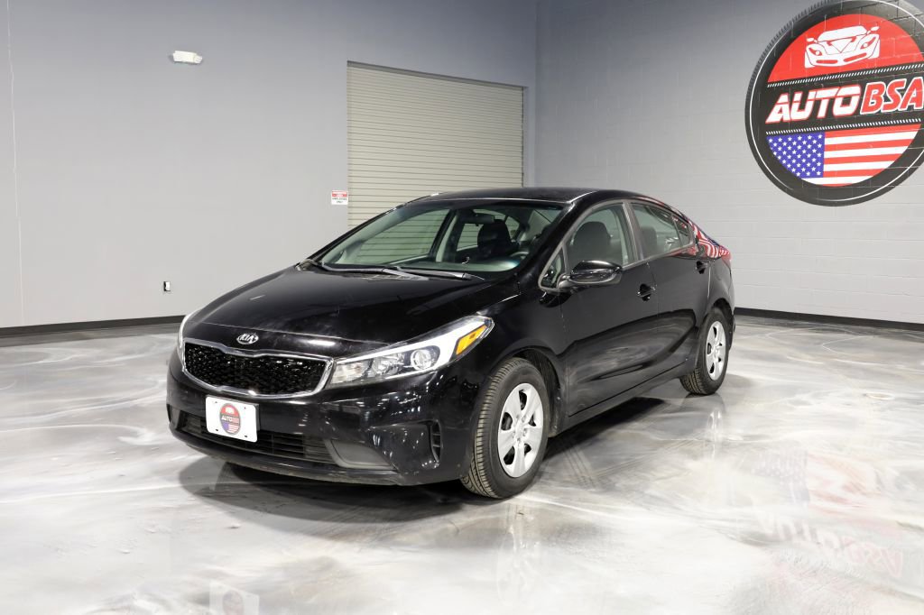 Used 2018 Kia Forte LX w/ LX Rear Camera Package image 3