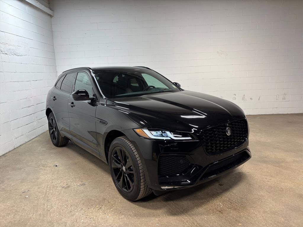 New 2026 Jaguar F-PACE R-Dynamic S image 4