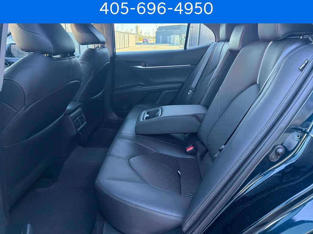 Used 2020 Toyota Camry XSE FWD image 18